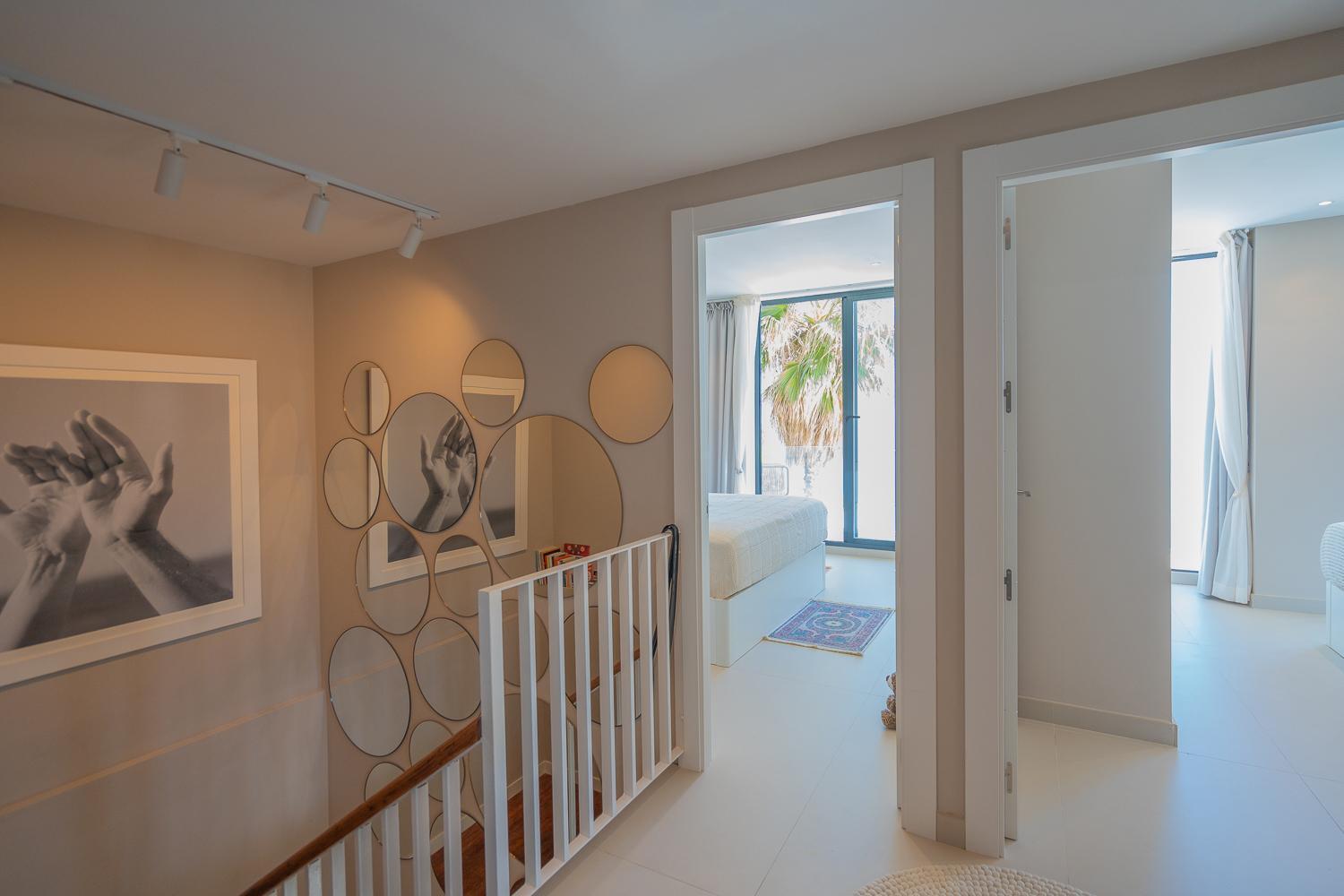 Апартаменты Private 250Sqm Garden Duplex, Jacuzzi, Cinema, Sea View Escape Торремолинос Экстерьер фото
